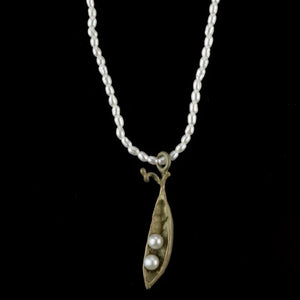 Pea Pod Pearl Pendant