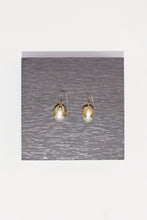 Crocus Pearl Earrings